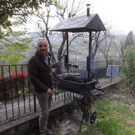 Casa Serafina Trilocale Con Arredi D'Arte E Parcheggio Privato Orvieto Eksteriør bilde