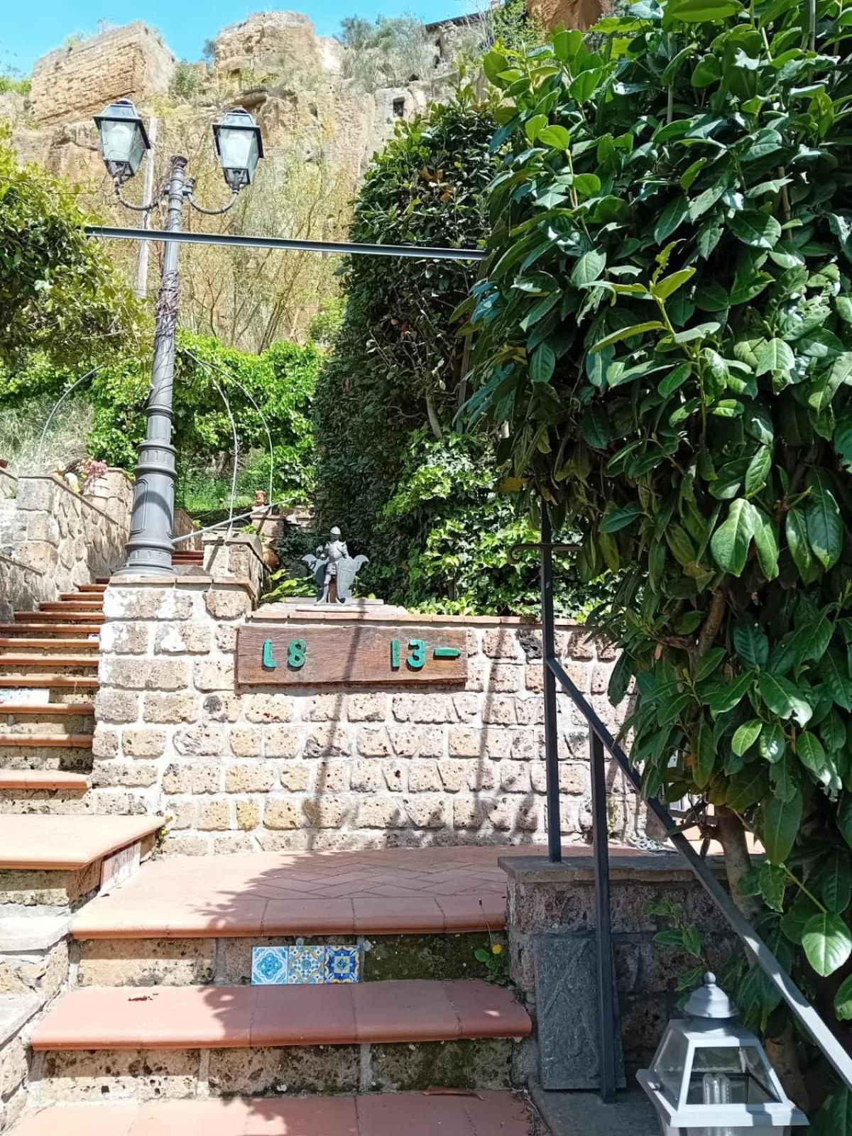 Casa Serafina Trilocale Con Arredi D'Arte E Parcheggio Privato Orvieto Eksteriør bilde